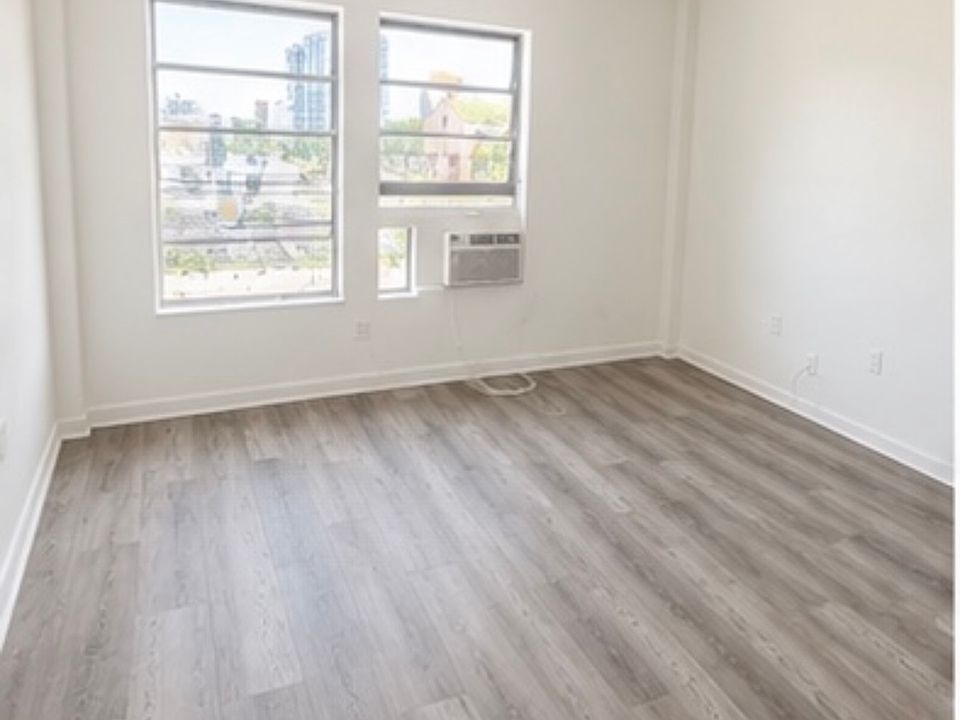 2nd image of 233 SW 11th Ave #201
