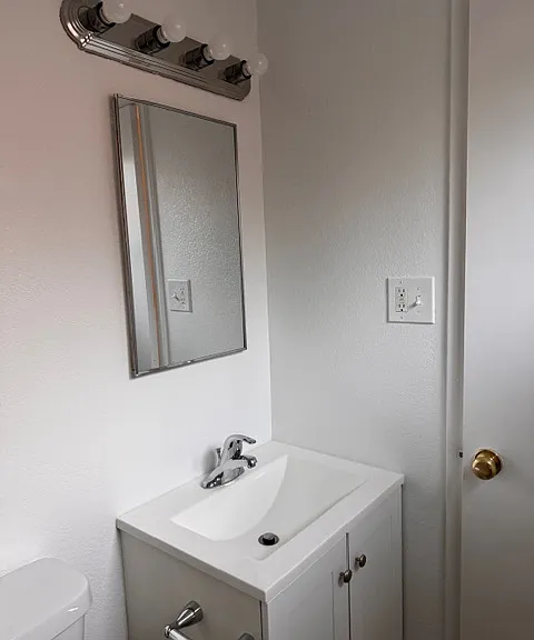 428 Elliot St #8 — Photo 11