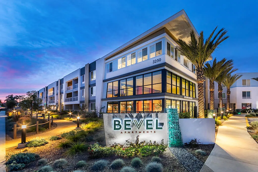 Bevel Apartments — Photo 2
