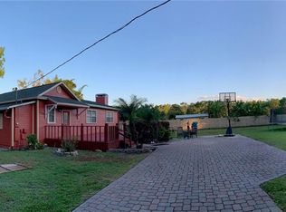 1054 Stardust Ln, Lutz, FL 33548