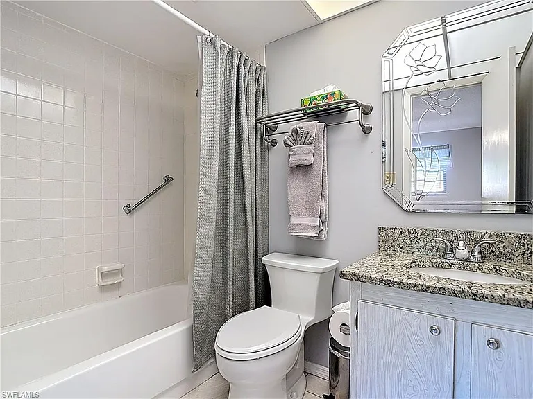 200 Turtle Lake Ct #109 — Photo 24