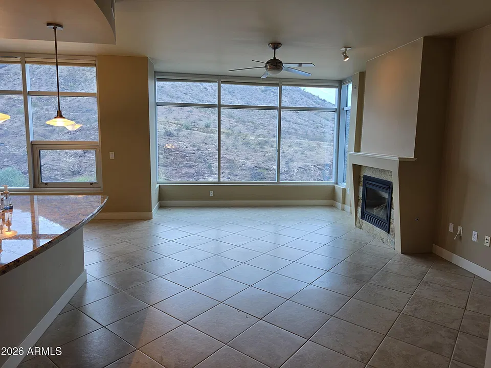140 E Rio Salado Pkwy #301