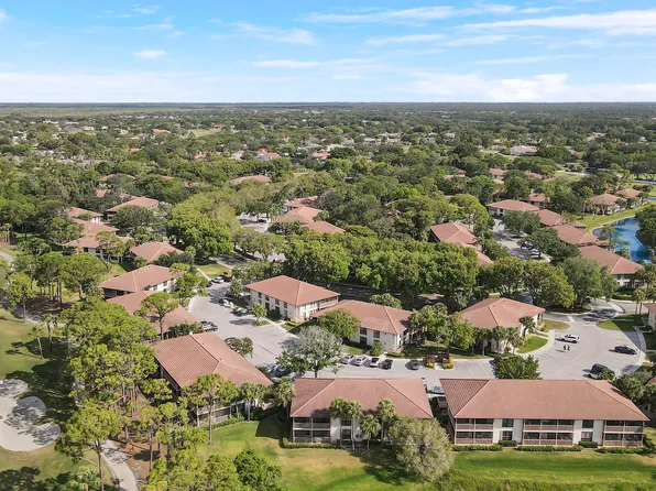 334 Brackenwood Circle, Palm Beach Gardens, FL 33418