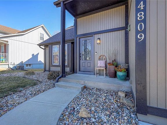 2nd image of 4809 Perry Ave
