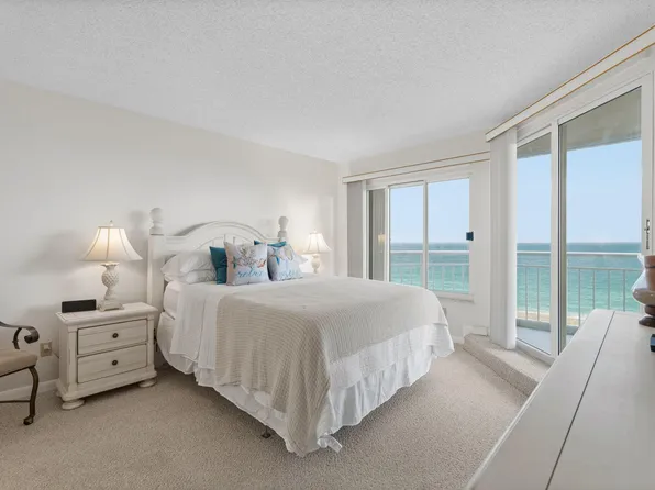 3870 N Highway A1a APT 604, Hutchinson Island, FL 34949