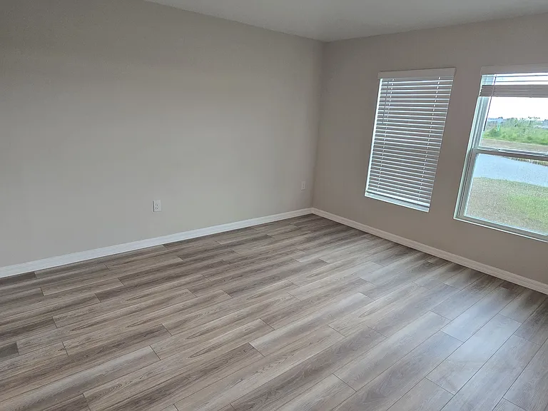 1712 Vanilla St — Photo 10