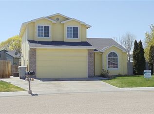 405 Tanoak Cir, Nampa, ID 83686