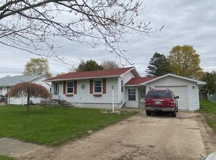 4208 Maple St, Cass City, MI 48726