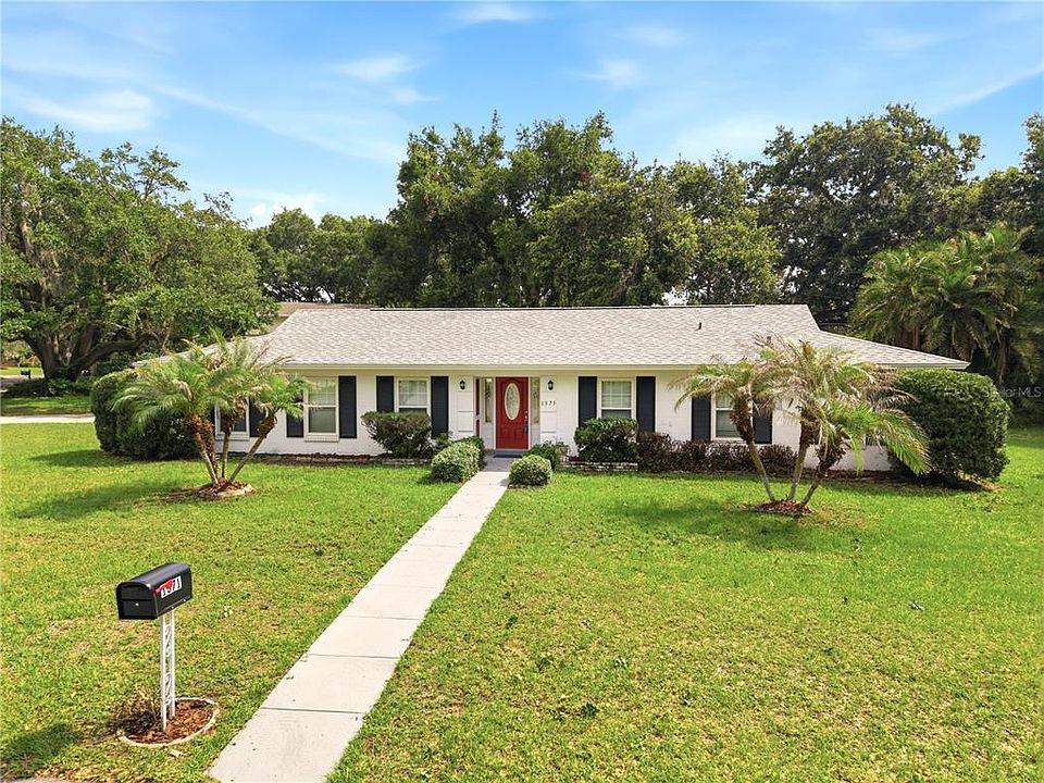 1st image of 1371 FAIR OAKS AVENUE