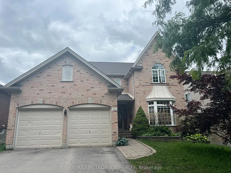144 Meadowoak Cres — Photo 23