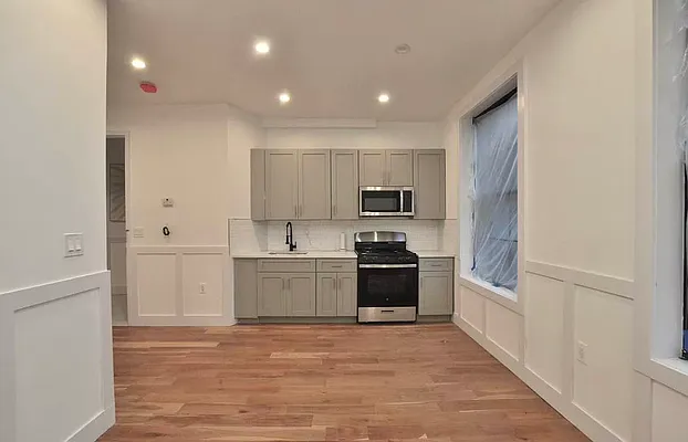 Rented by Reavis | media 5