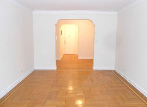 2nd image of 7011 108th St APT 4K
