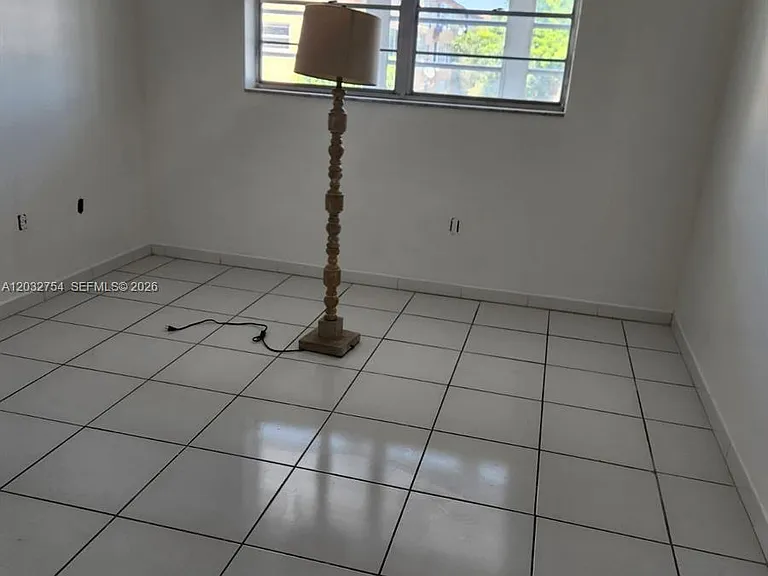 160 Royal Palm Rd #215 — Photo 3
