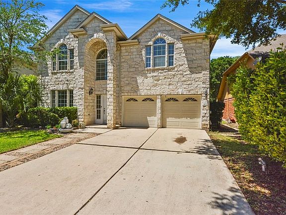 4th image of 4032 Barlow Dr