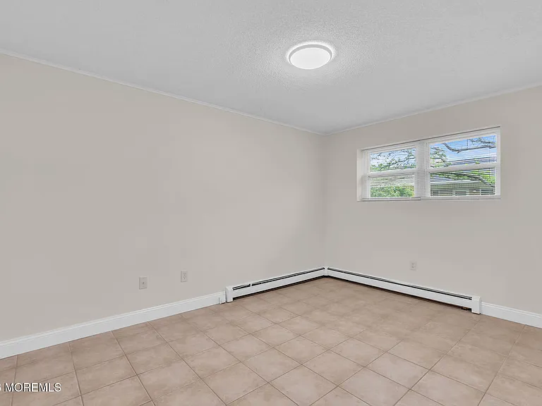 455 Ocean Blvd #8 — Photo 9