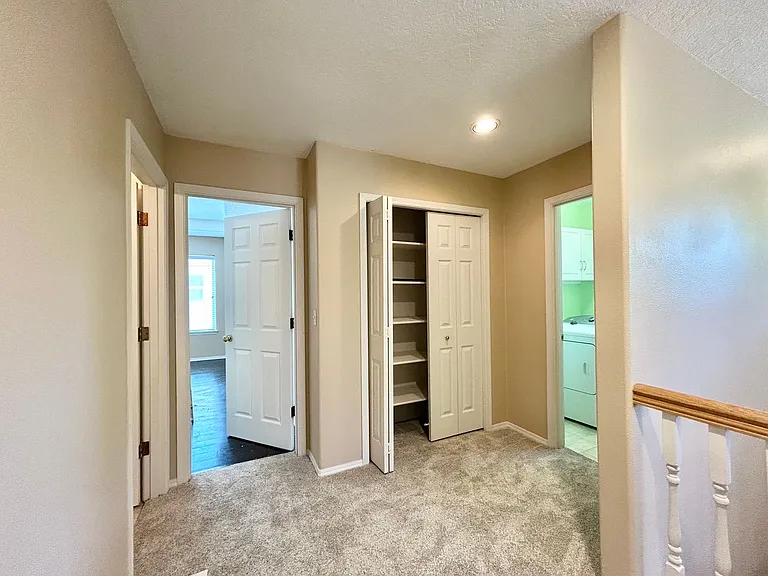 1218 NE Kinney St — Photo 39