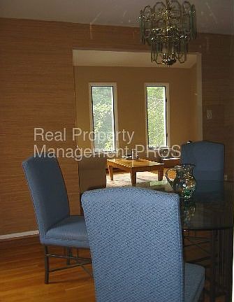 5th image of 9930 Great Oaks Way