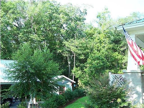 5th image of 910 Bayshore Dr