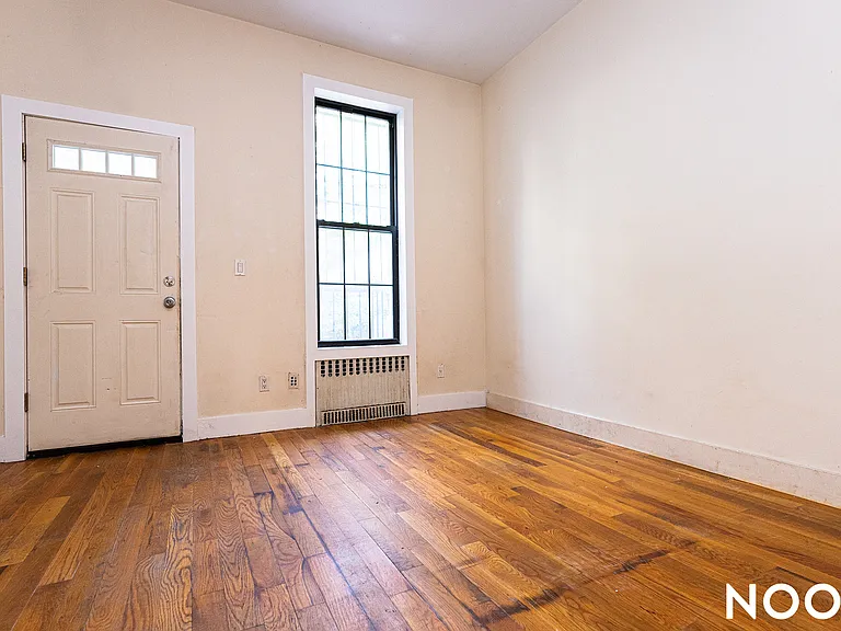 243 Irving Ave #1B — Photo 9