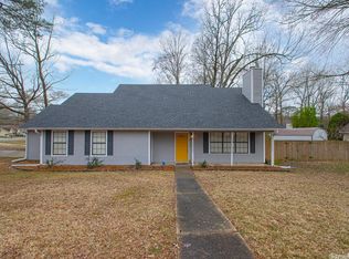 2303 Raintree Dr, Bryant, AR 72022