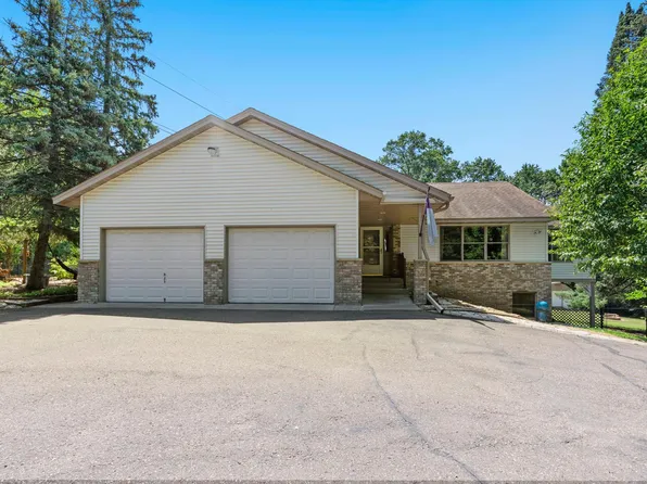 2460 Meehan Dr, White Bear Township, MN 55110