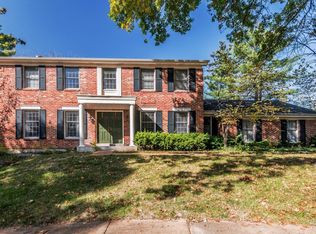 1929 Chermoore Ct, Chesterfield, MO 63017