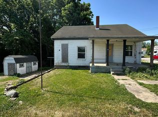 18 High St, Cambridge City, IN 47327