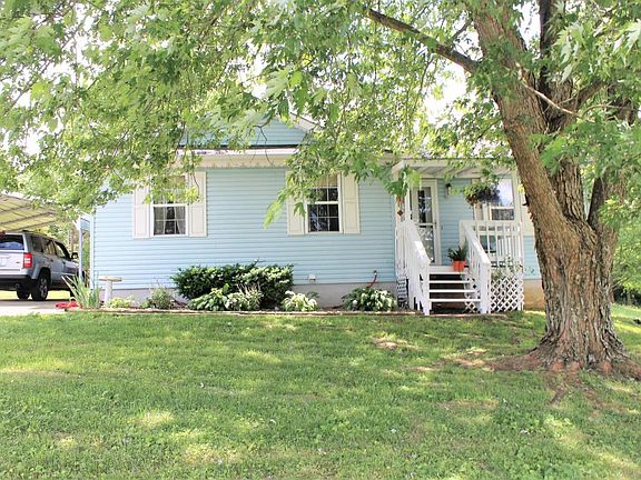 3rd image of 1165 Oakdale Dr