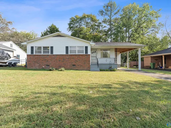 2602 Waltham Dr NE, Huntsville, AL 35811