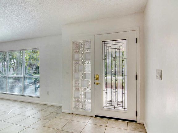 2nd image of 2020 Bonita Ave