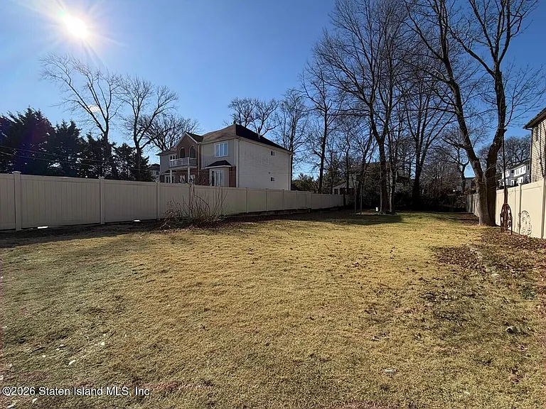 114 Sprague Ave — Photo 18