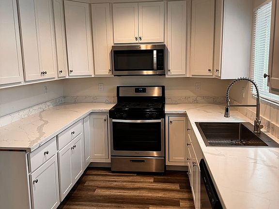 3rd image of 33812 Robles Dr Unit B
