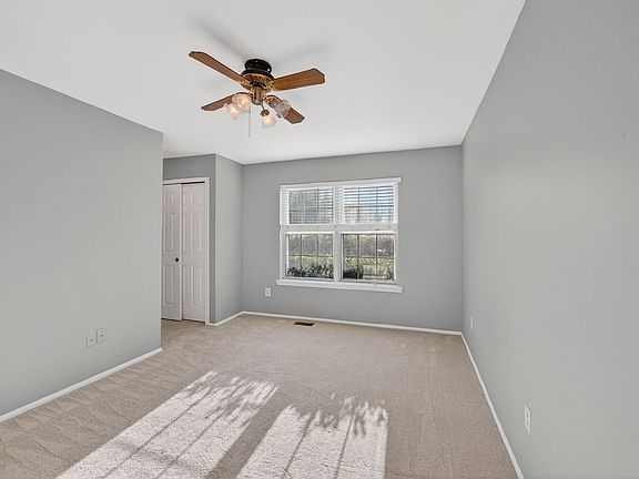5th image of 14 Braxton Dr