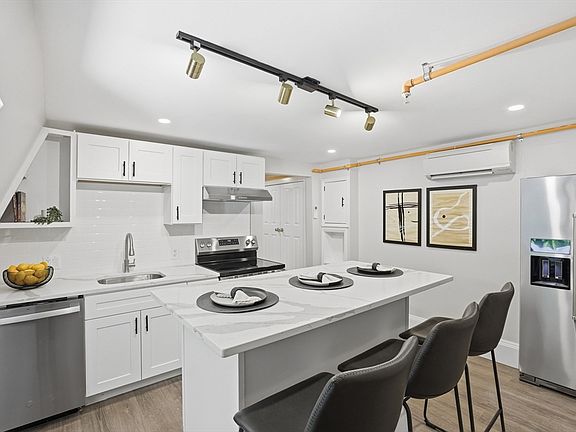 4th image of 47 Newtonville Ave Floor 3