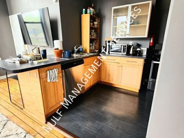 4521 Butler St APT 2A, Pittsburgh, PA 15201