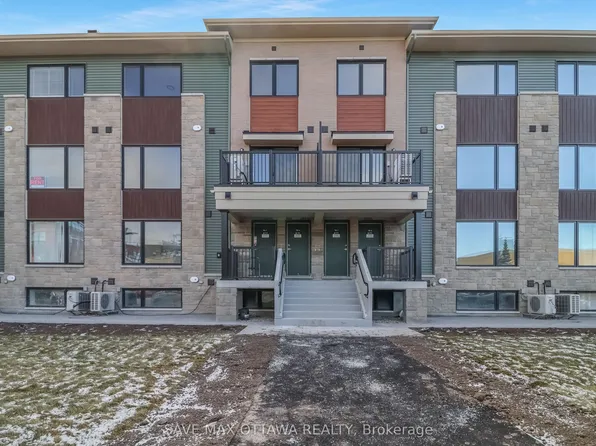 701 Glenroy Gilbert Dr Unit 7, Ottawa, ON K2J 5R6