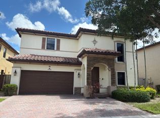 15166 SW 119th St, Miami, FL 33196