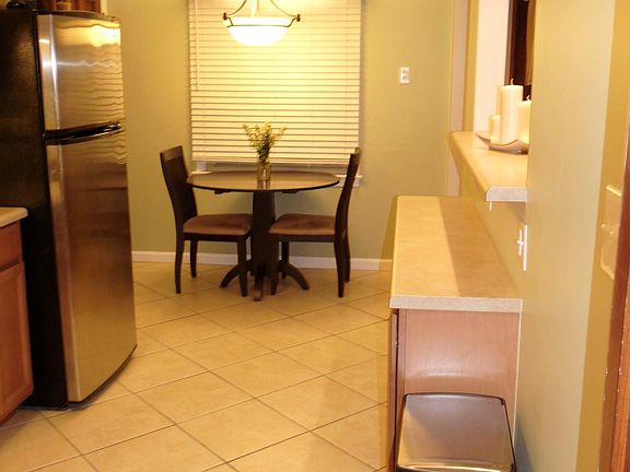 4th image of 1315 San Jacinto Ct