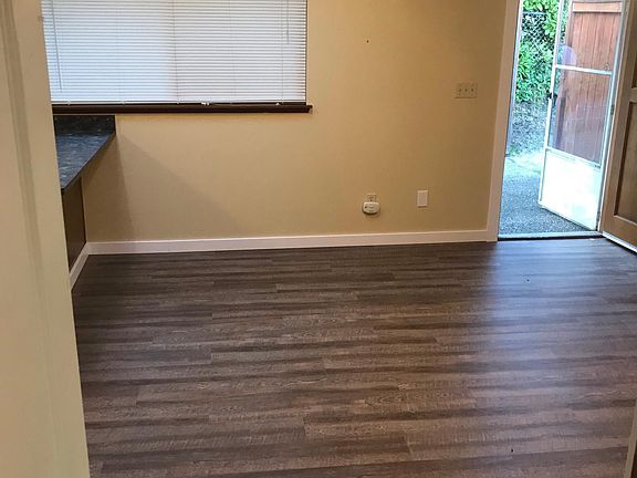 4th image of 12320 Edgewood Ave SW #2