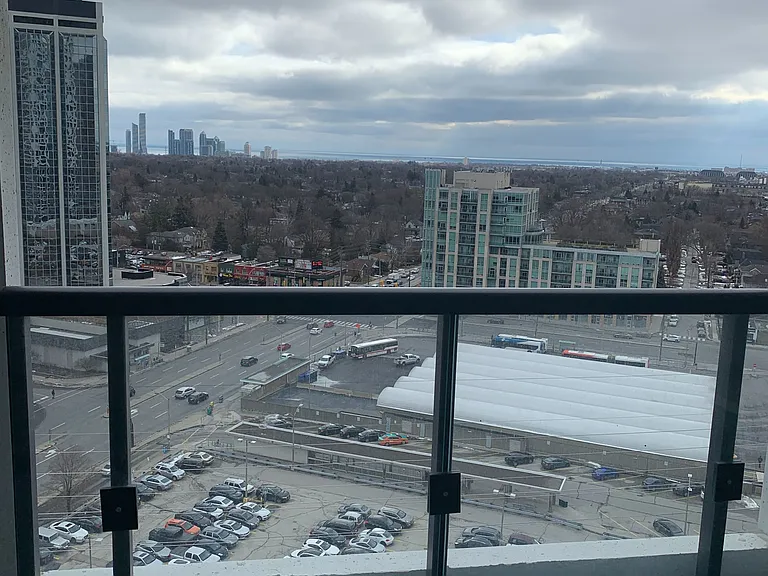 7 Mabelle Ave #2508 — Photo 4