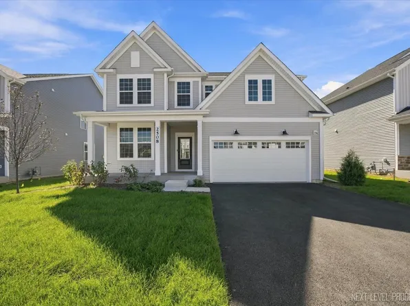 2508 Lawlor Ln, Naperville, IL 60564