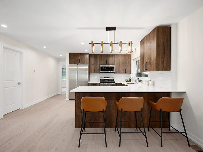511 Forest Ave #1 — Photo 3