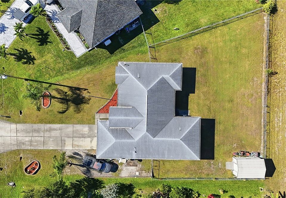 1st image of 203 Manatee St