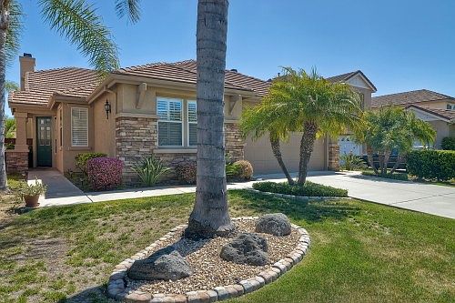 2nd image of 533 Golf Glen Dr