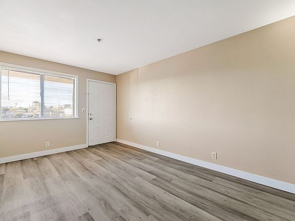 5th image of 1381 E University Ave APT 204