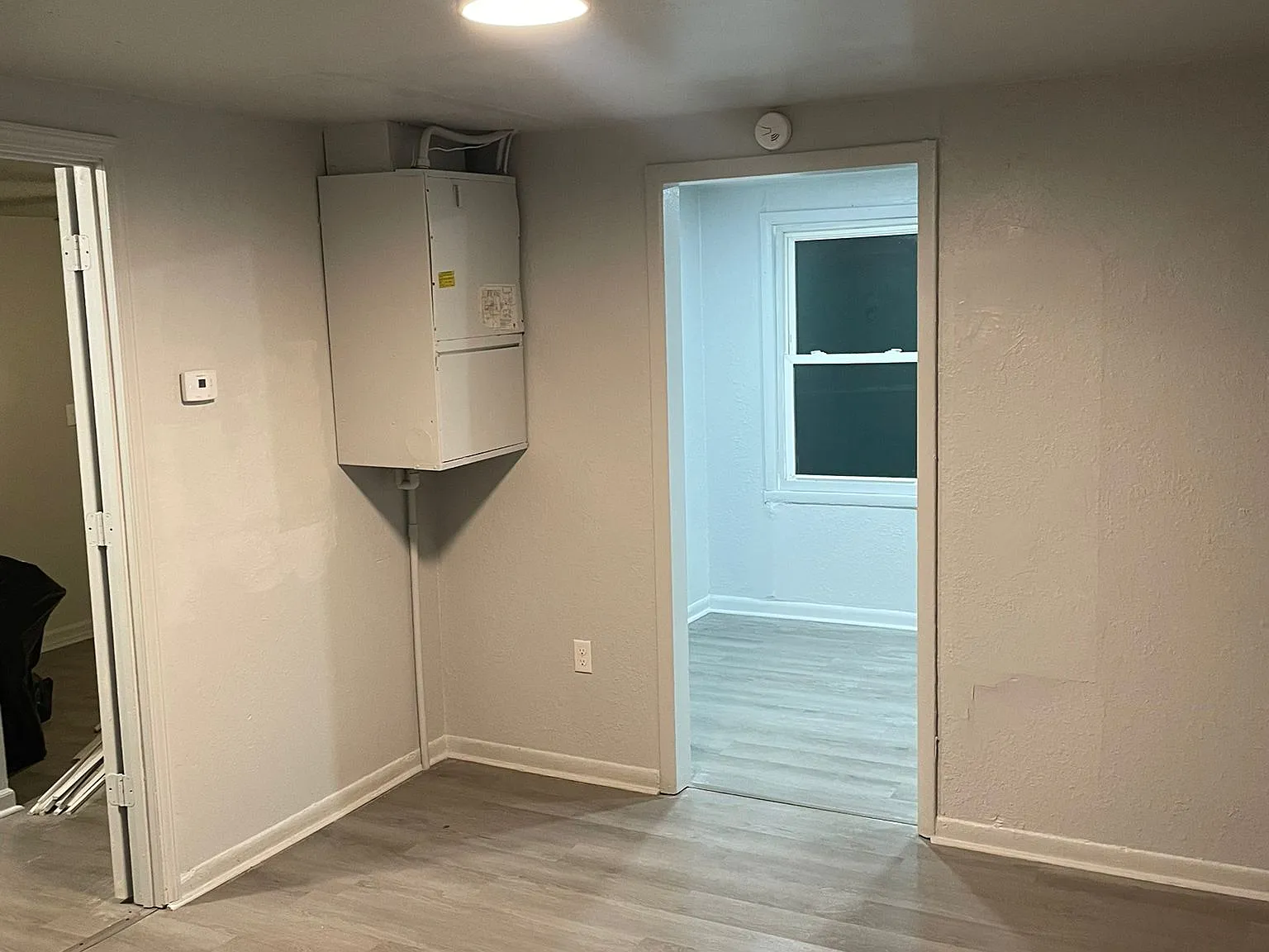 113 West Ash — Photo 1
