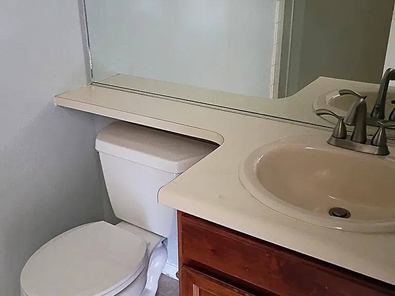 1251 Mercury Dr — Photo 5
