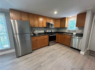 20 Barba Le Ln, Lake Ozark, MO 65049