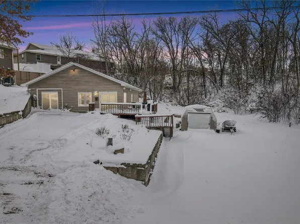 128 & 130 Crabtree Rd, Montezuma, IA 50171