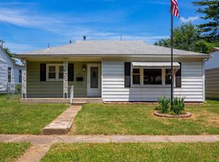 645 E 9th St, Sedalia, MO 65301